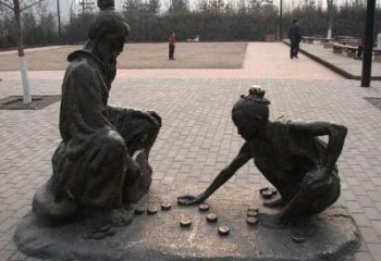 公园老人小孩下棋对弈铜雕厂家
