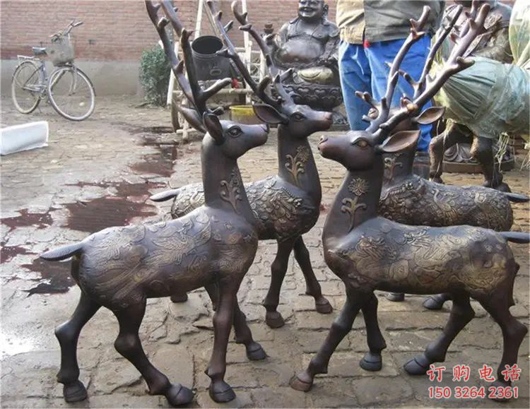 公园鹿群铜雕厂家 街头动物铜雕